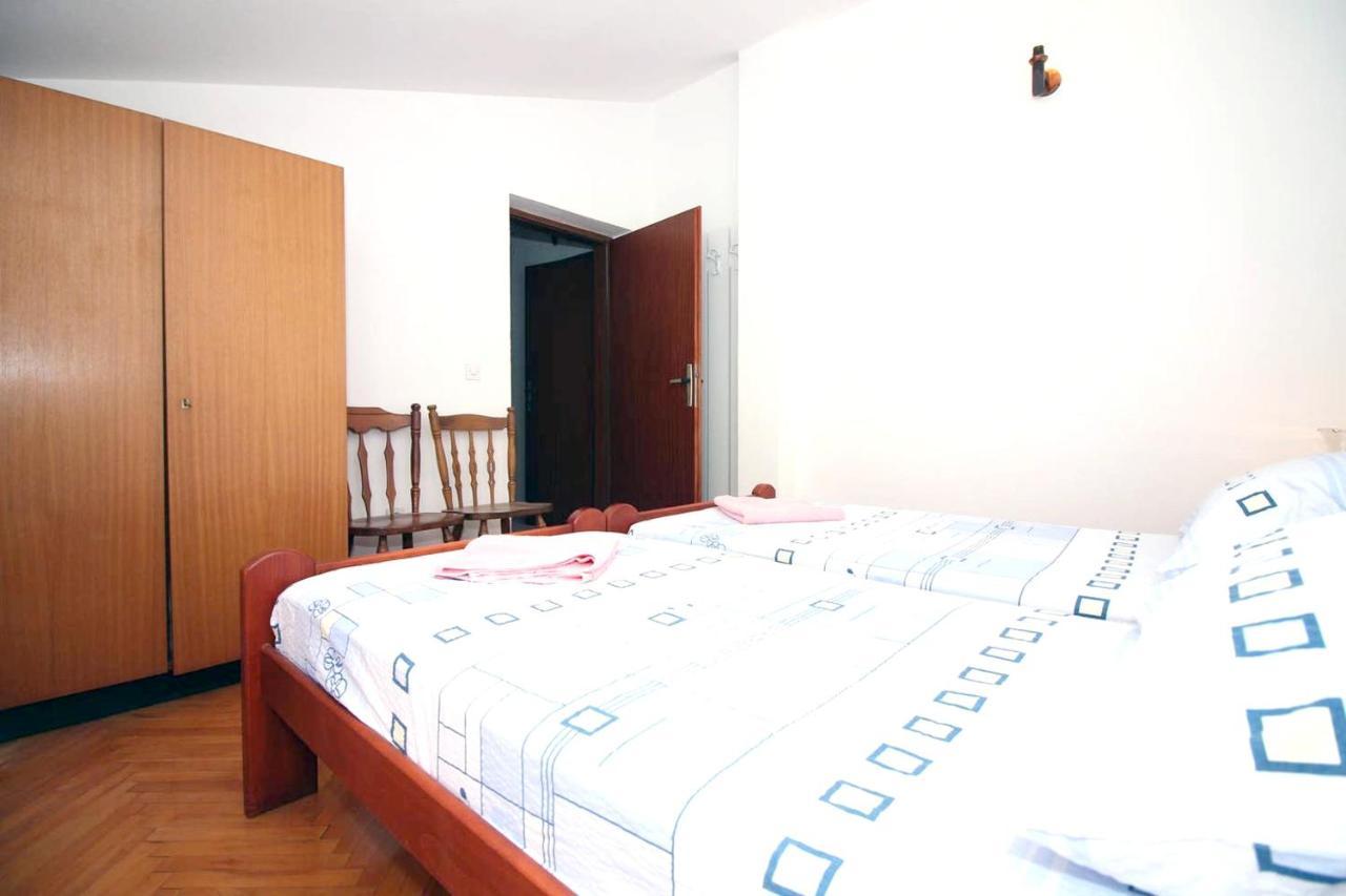 Charming Apartment In Tisno With 2 Bedrooms And Air Conditioning Kültér fotó